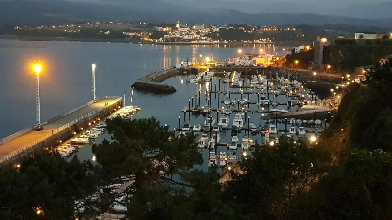 Apartamentos Halcon Ribadeo Kültér fotó