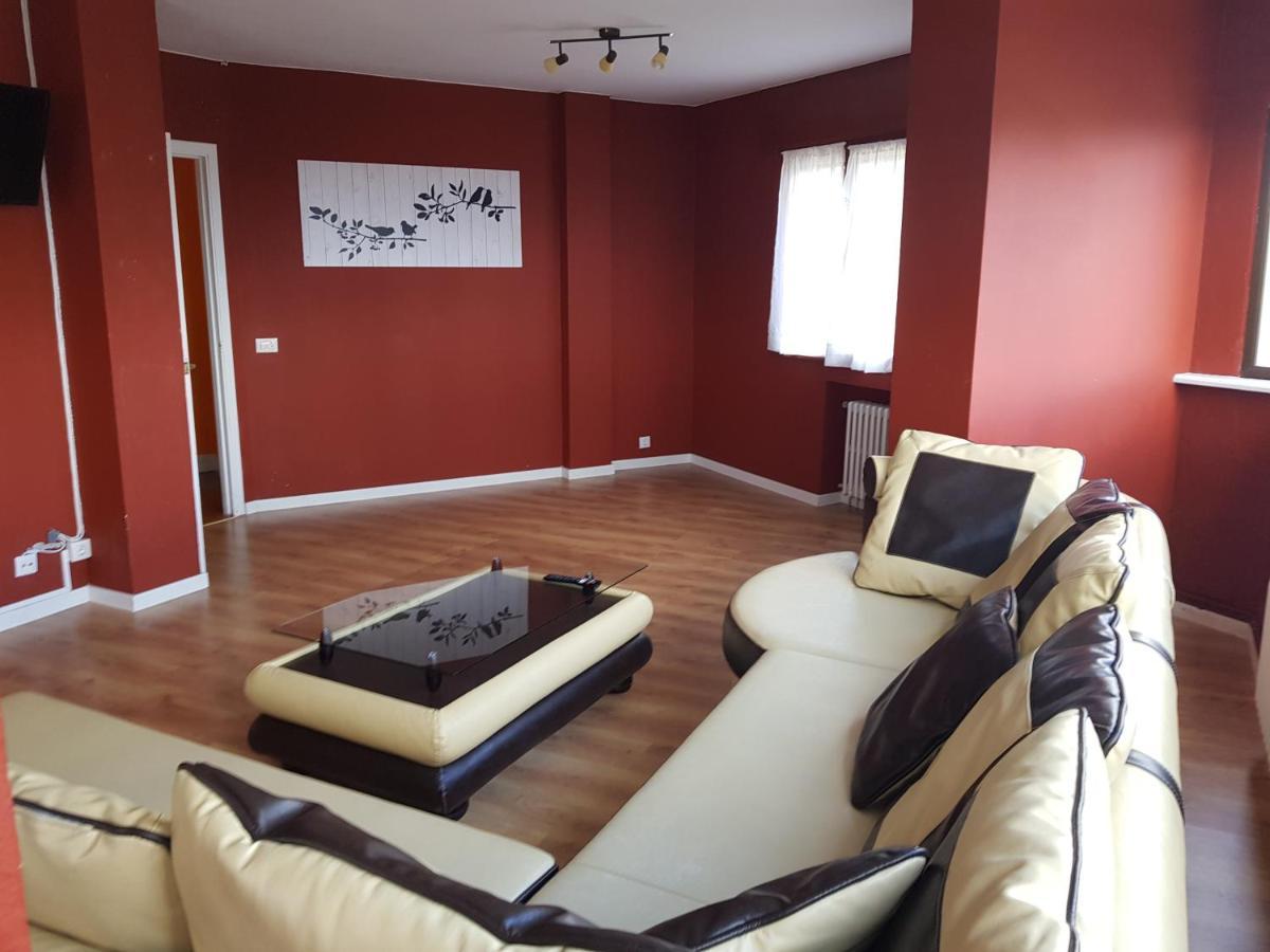 Apartamentos Halcon Ribadeo Kültér fotó